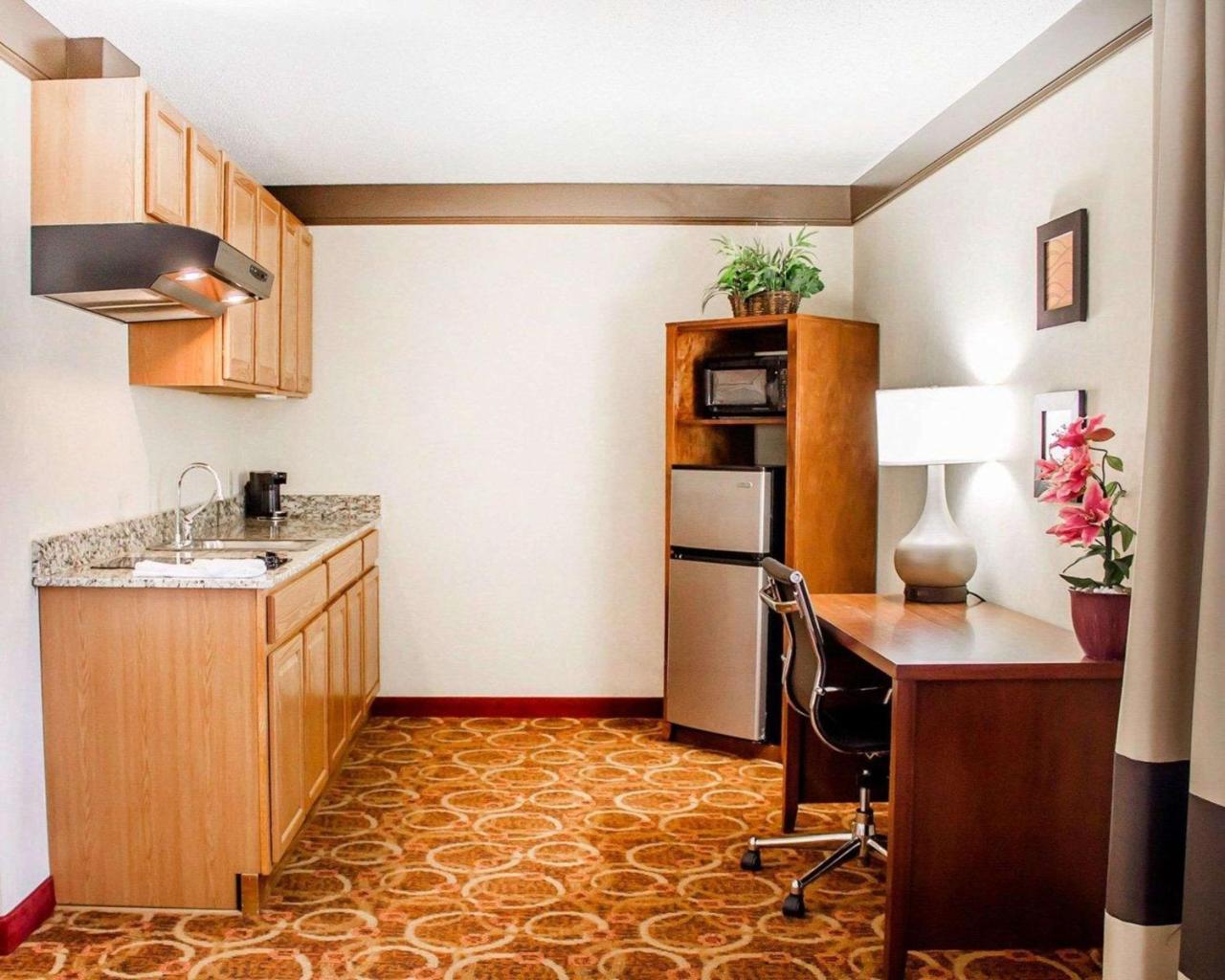 Comfort Inn Mount Vernon Downtown Bagian luar foto